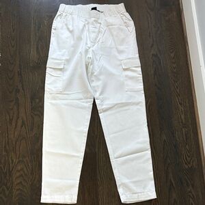 Gap Women’s White Cargo Pants